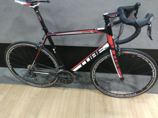 Cube Peloton Race Compact Black Red Print 2014-62 cm