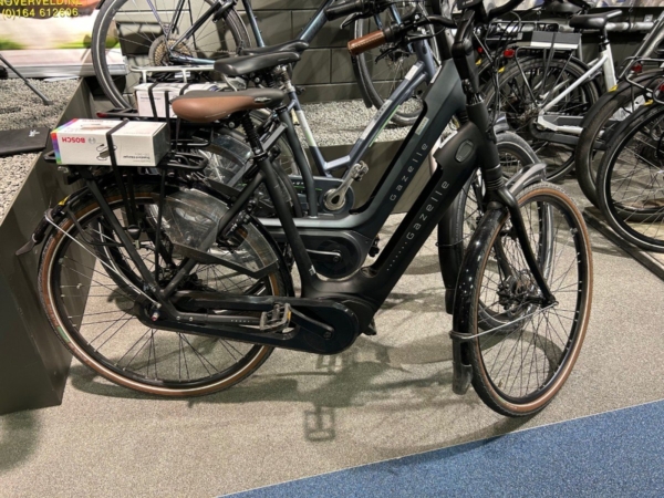 Gazelle Grenoble C8 HMB 400wh 5460km Black Mat Dames 2023-53 cm