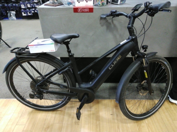 Cube TOURING HYBRID PRO T50 (S) 625wh 2ah Black/metal Mixed 2023-50 cm