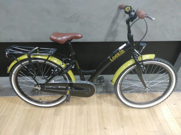 Loekie Superstar 22" Zwart Meisjes 2023