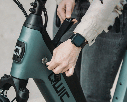 QWIC_MIRA_Sage-green_1080x1080-1